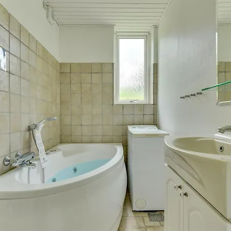 Birge - 200m From The Sea By Interhome Hébergement de vacances